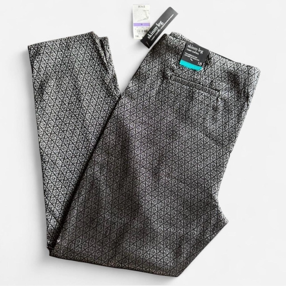 Alfani Black and Silver Patterned Pants
